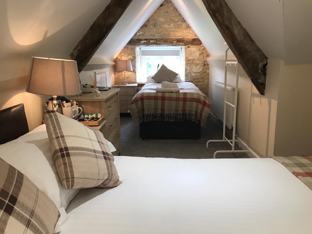 The White Hart Bed & Breakfast Frocester Exterior photo